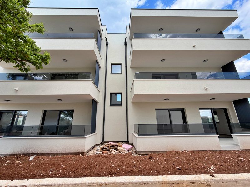 byt – Moderní penthouse s prostornou střešní terasou, 300 m od moře - Zadar , Sukošan , Sukošan, Chorvatsko – foto 2