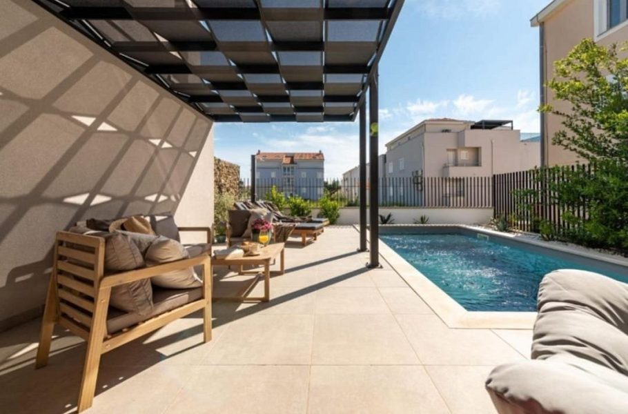 byt – Luxusní dvoupodlažní apartmán s bazénem, pouhých 50 m od moře - Privlaka , Privlaka, Chorvatsko – foto 6