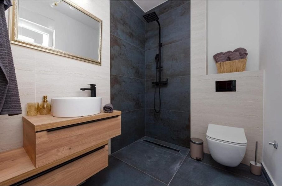 byt – Luxusní dvoupodlažní apartmán s bazénem, pouhých 50 m od moře - Privlaka , Privlaka, Chorvatsko – foto 19