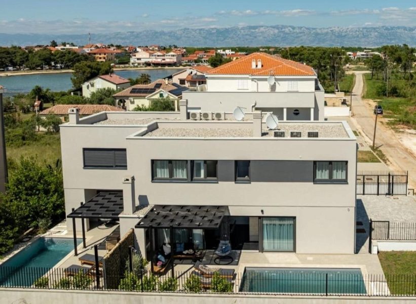 byt – Luxusní dvoupodlažní apartmán s bazénem, pouhých 50 m od moře - Privlaka , Privlaka, Chorvatsko – foto 32