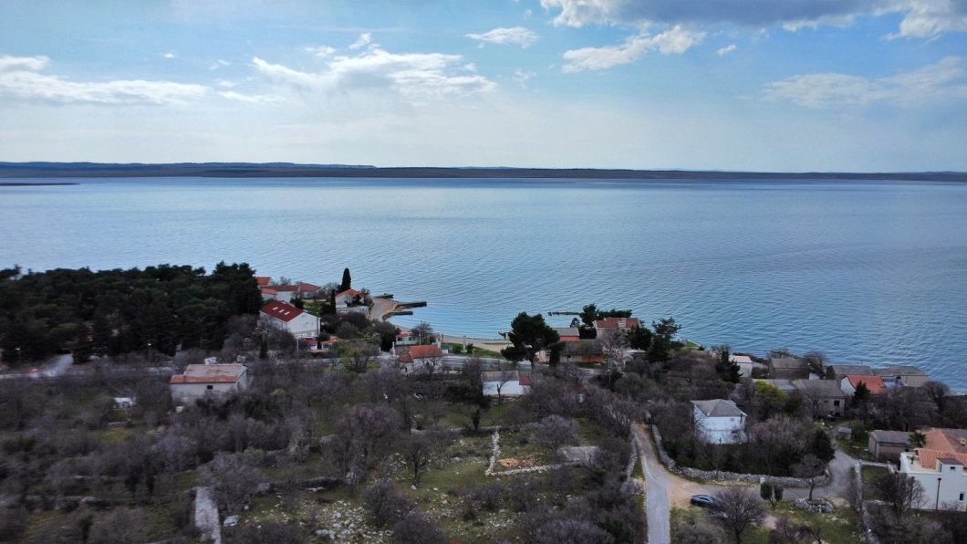 pozemek – Stavební pozemek 200 metrů od moře – Tribanj, Zadar, Starigrad, Chorvatsko – foto 2