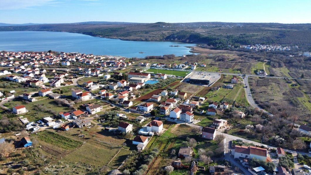pozemek – Stavební pozemek v klidné lokalitě - Zadar/Posedarje, Posedarje, Chorvatsko – foto 1