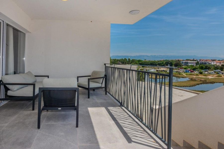 byt – Moderní mezonetový apartmán v první řadě u moře - Zadar, Zaton , Nin, Chorvatsko – foto 1