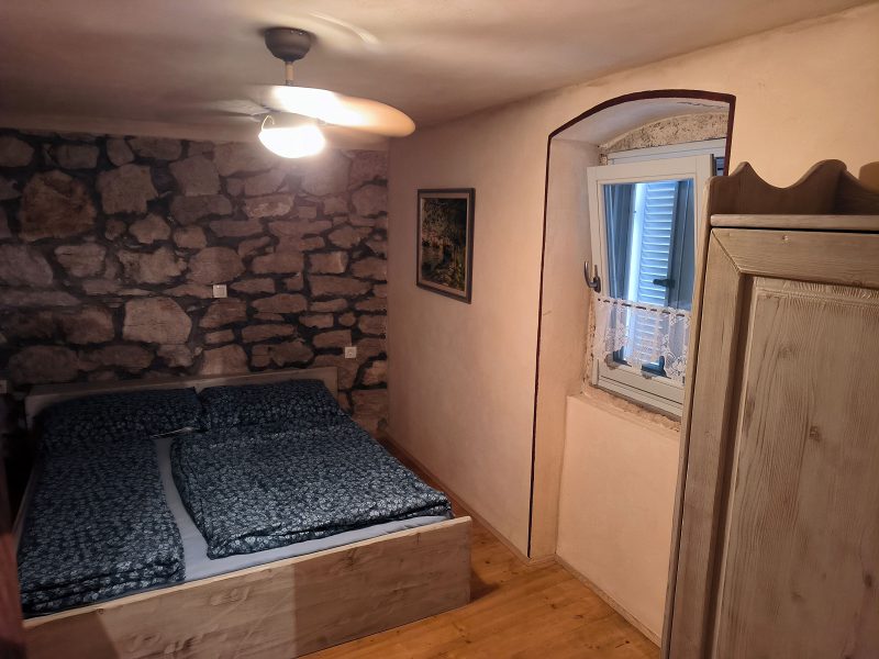 dům – AUTENTICKÝ STŘEDOMOŘSKÝ KAMENNÝ DŮM S ÚŽASNÝM VÝHLEDEM, Veli Iž, Chorvatsko – foto 25