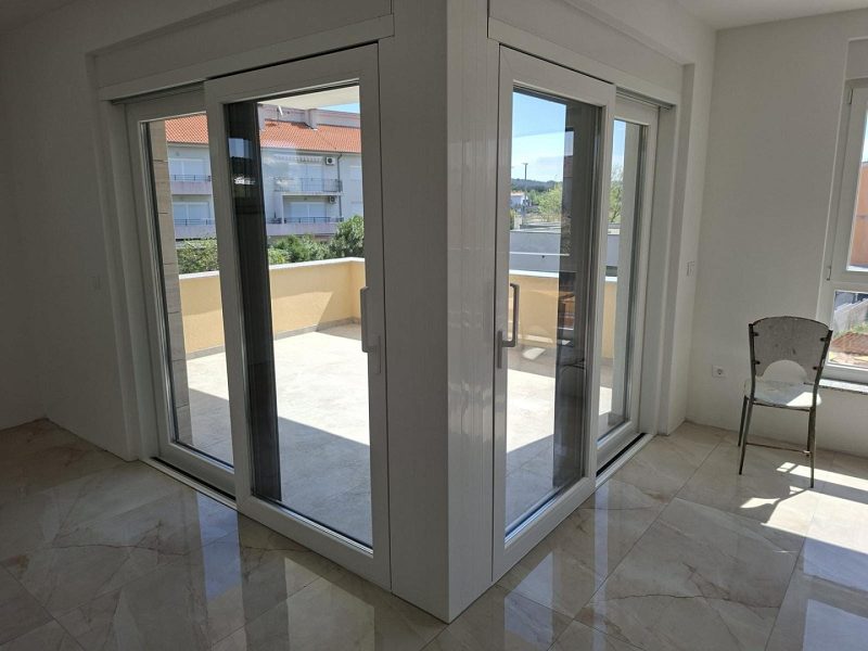 apartmán – Apartmán se střešní terasou a výhledem na moře - Sukošan, Sukošan, Chorvatsko – foto 8