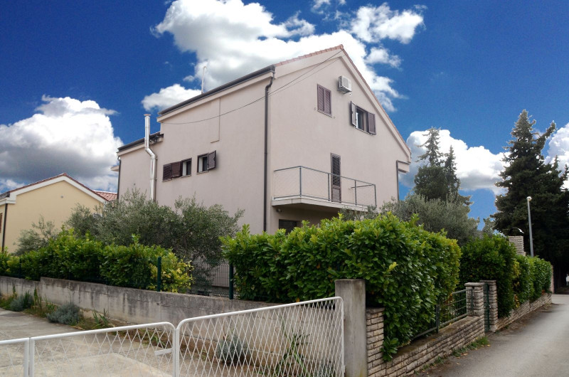 Apartmánový dům Sveti Filip i Jakov