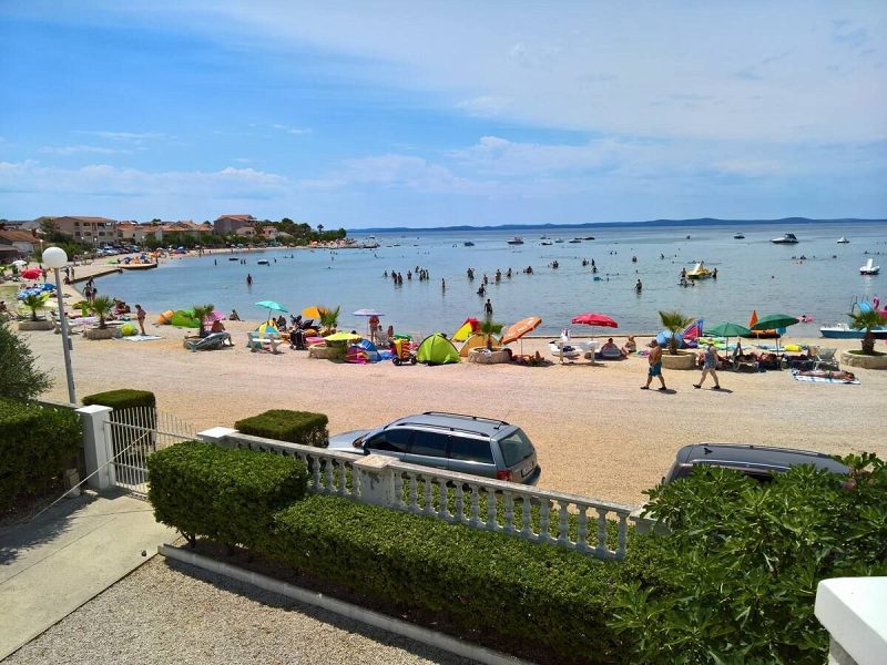 komerční prostor – Apartmánový dům Vir se 3 byty, Vir, Chorvatsko – foto 1