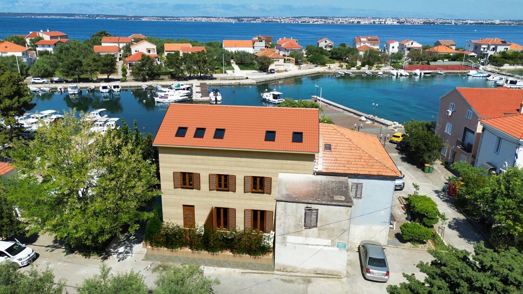 byt – Byt v apartmánovém domě  v Poljaně na ostrově Ugljan, Poljana, Chorvatsko – foto 4