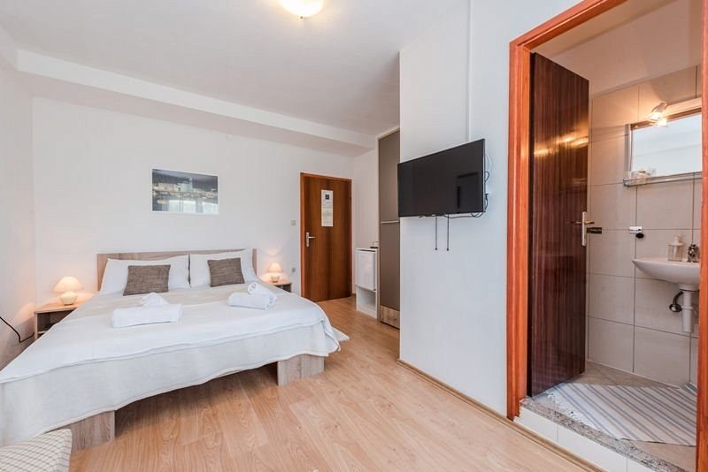 dům – Apartmánový dům blízko moře, Sukošan, Chorvatsko – foto 14