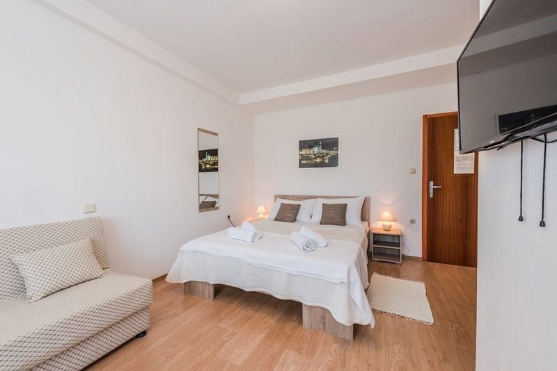 dům – Apartmánový dům blízko moře, Sukošan, Chorvatsko – foto 16