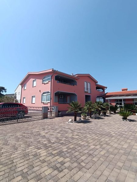 dům – Komfortní dům se 4 apartmány u moře na Viru, Vir, Chorvatsko – foto 4