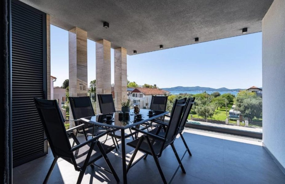 byt – Apartmán s velkou střešní terasou  a s úžasným výhledem na moře, Sukošan, Chorvatsko – foto 24