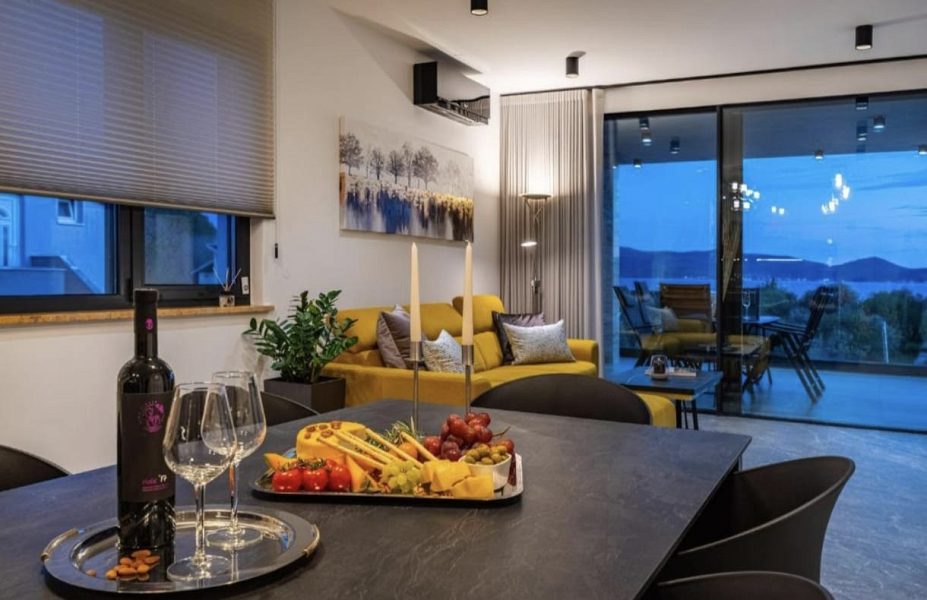 byt – Apartmán s velkou střešní terasou  a s úžasným výhledem na moře, Sukošan, Chorvatsko – foto 32