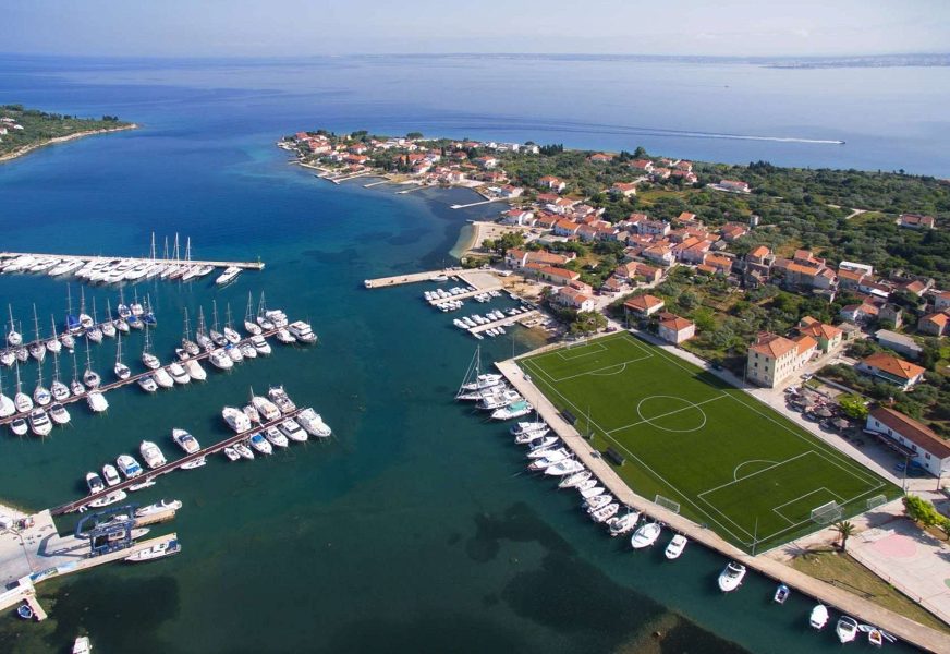 pozemek – Stavební pozemek Sutomišćica, Sutomišćica, Chorvatsko – foto 1