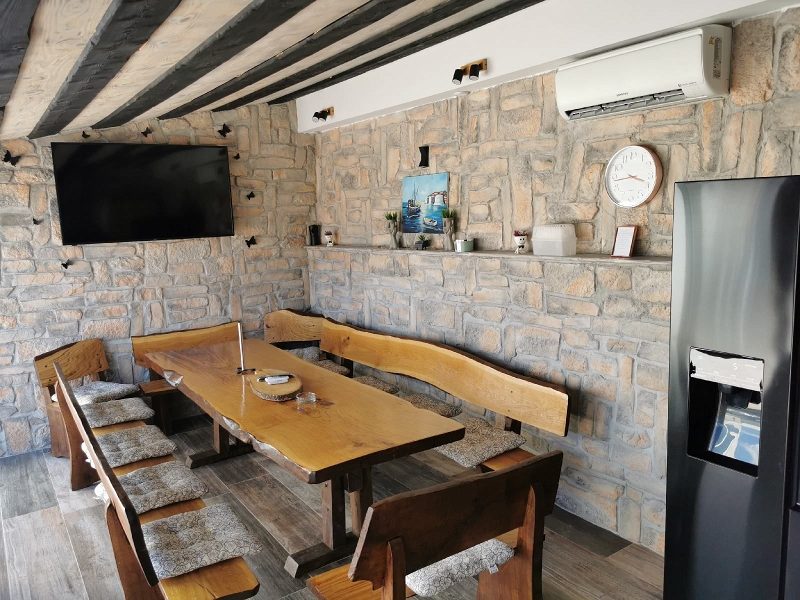 byt – Apartmán s terasou a výhledem na moře Posedarje, Vinjerac, Chorvatsko – foto 1