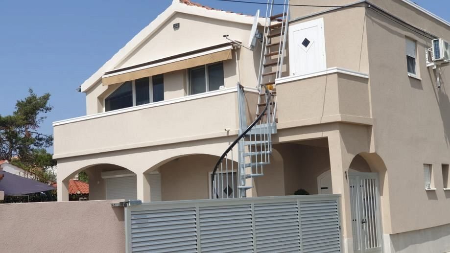 dům – Plně zařízený dům v bezprostřední blízkosti moře Privlaka, Privlaka, Chorvatsko – foto 1