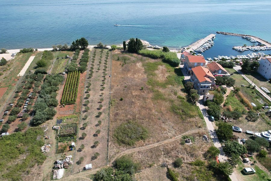 pozemek – Pozemek v 1. řadě u moře, Dobropoljana, Chorvatsko – foto 1