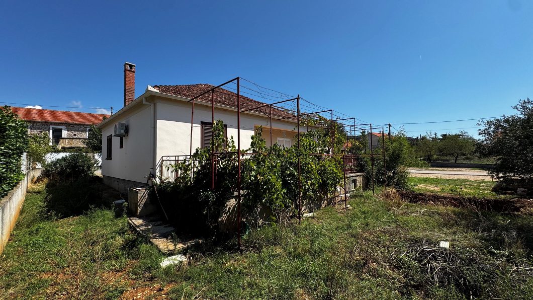 dům – Samostatně stojící dům  dům Sukošan, Debeljak, Chorvatsko – foto 1