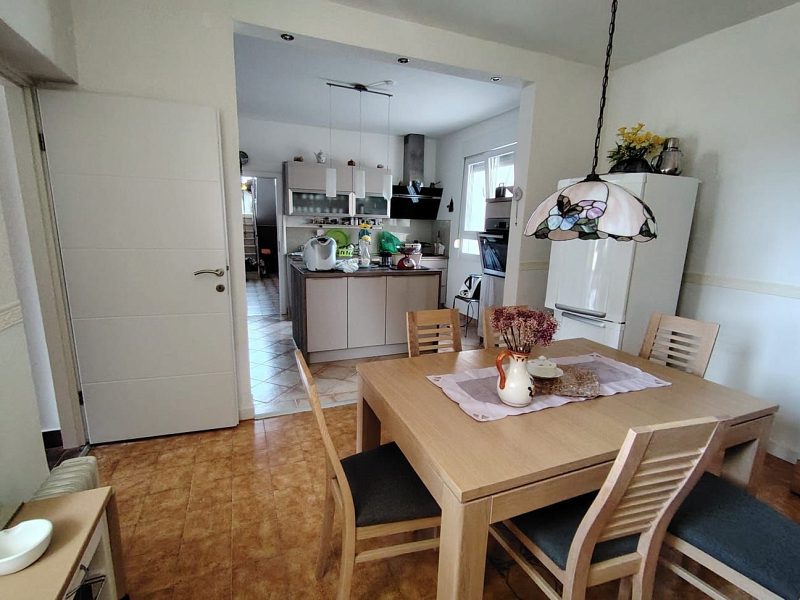 dům – Samostatně stojící dům 100 m od pláže, Sukošan, Chorvatsko – foto 11