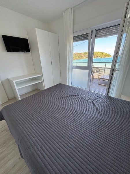 apartmán – Apartmánový dům v první řadě u moře na ostrově Rab, Supetarska draga, Chorvatsko – foto 9