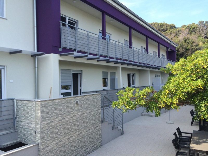 apartmán – Apartmánový dům v první řadě u moře na ostrově Rab, Supetarska draga, Chorvatsko – foto 13