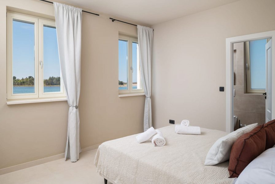 dům – Luxusní dům v Ninu v první řadě u moře, Nin, Chorvatsko – foto 8