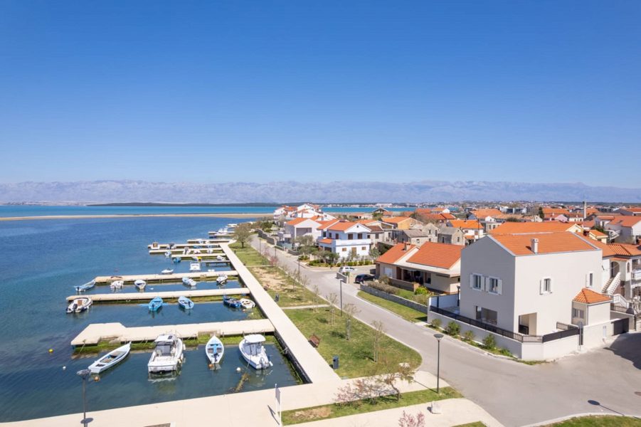 dům – Luxusní dům v Ninu v první řadě u moře, Nin, Chorvatsko – foto 21