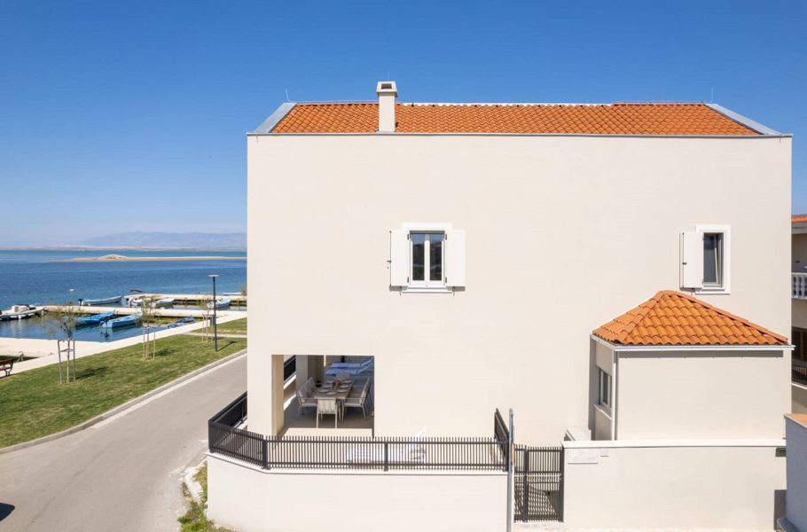 dům – Luxusní dům v Ninu v první řadě u moře, Nin, Chorvatsko – foto 3