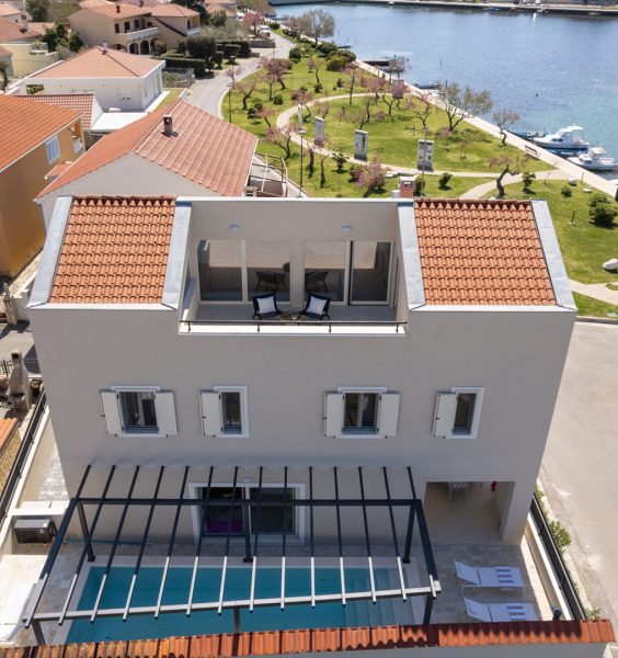 dům – Luxusní dům v Ninu v první řadě u moře, Nin, Chorvatsko – foto 4