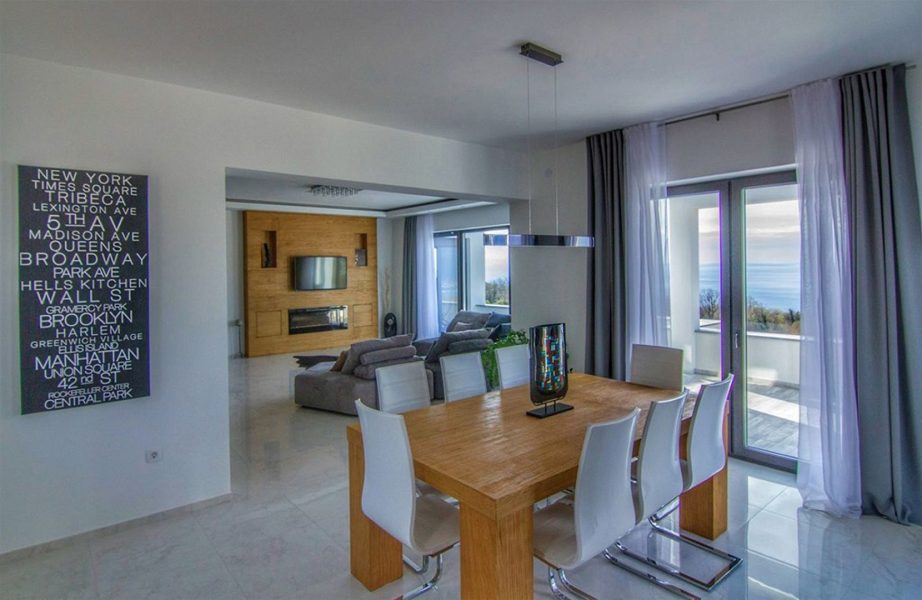 dům – Vila se 2 byty, bazénem a panoramatickým výhledem na celý Kvarnerský záliv, Kastav, Chorvatsko – foto 11