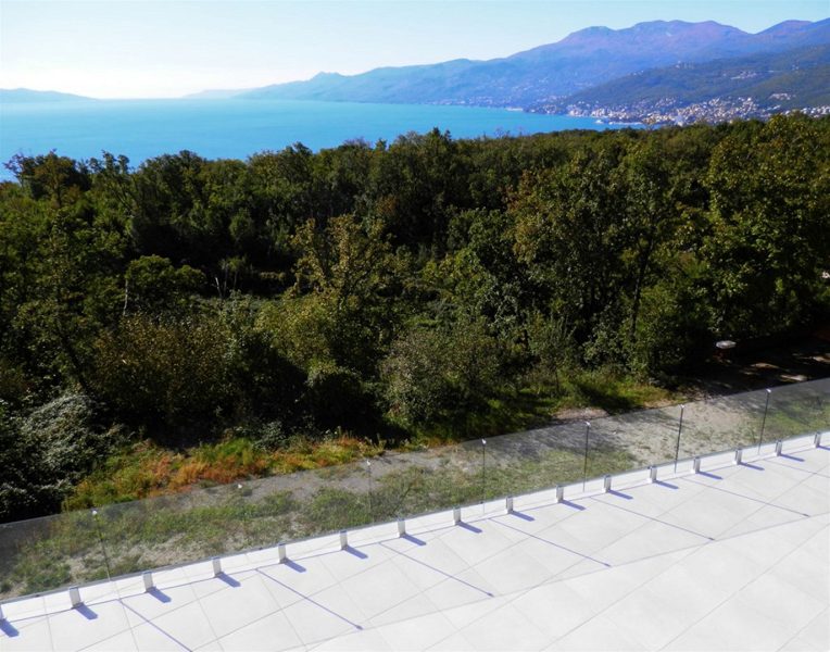 dům – Vila se 2 byty, bazénem a panoramatickým výhledem na celý Kvarnerský záliv, Kastav, Chorvatsko – foto 6