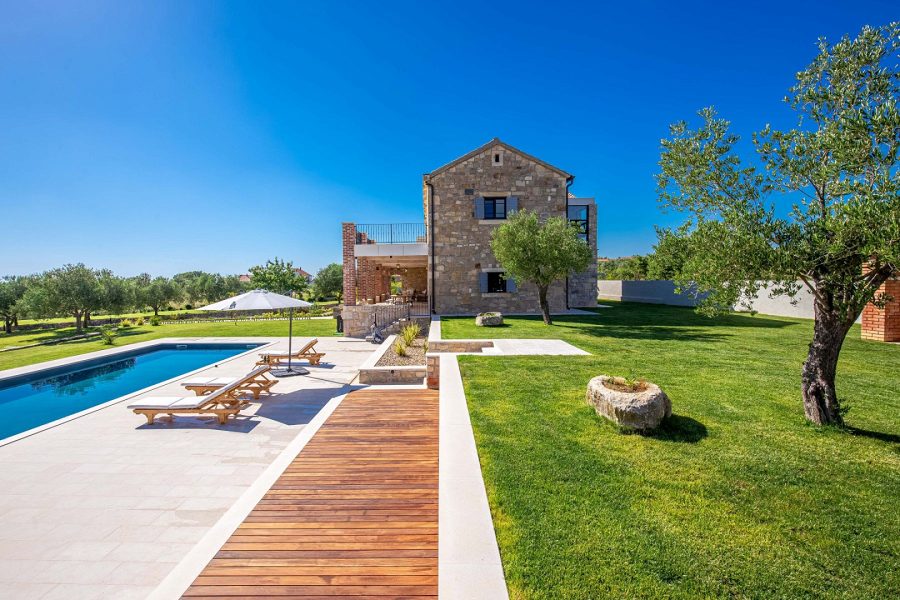 dům – Luxusní vila s bazénem a tenisovým kurtem, Murvica, Chorvatsko – foto 3