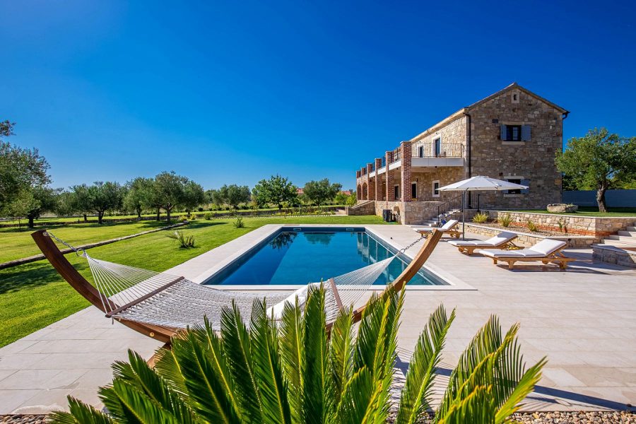 dům – Luxusní vila s bazénem a tenisovým kurtem, Murvica, Chorvatsko – foto 9