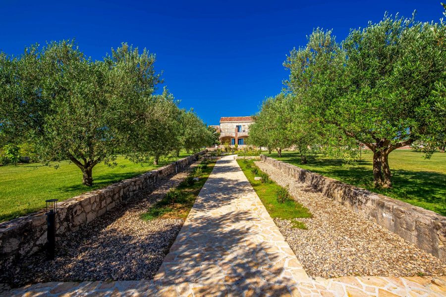 dům – Luxusní vila s bazénem a tenisovým kurtem, Murvica, Chorvatsko – foto 22