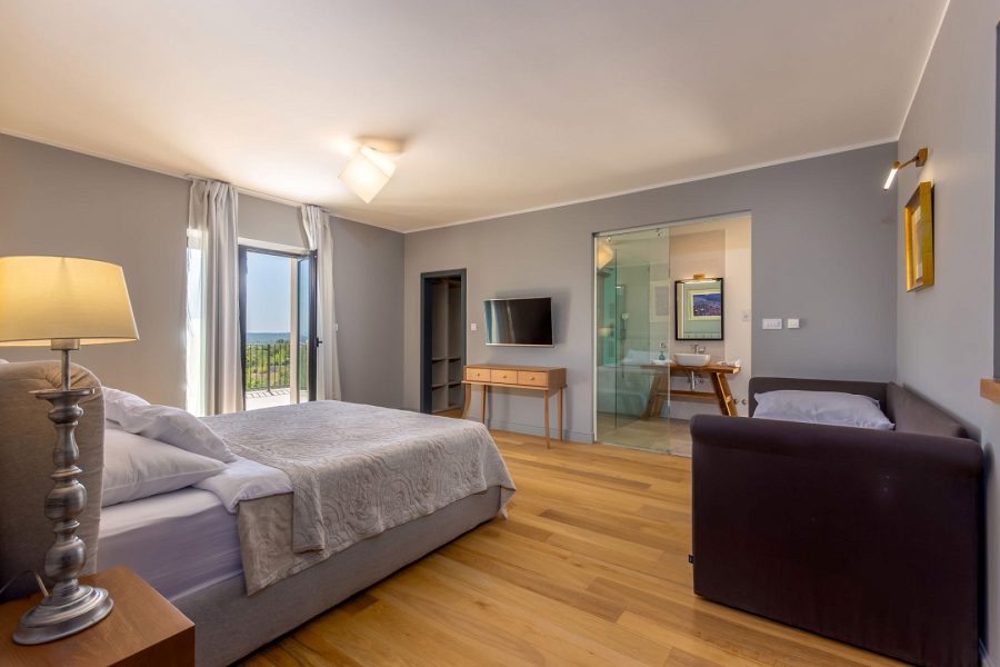 dům – Luxusní vila s bazénem a tenisovým kurtem, Murvica, Chorvatsko – foto 27