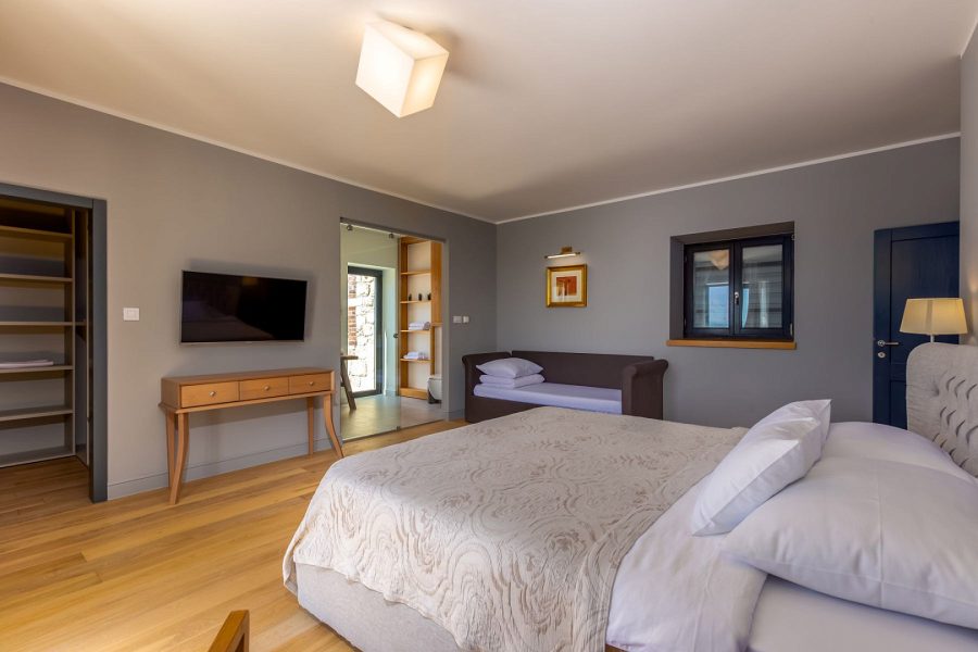 dům – Luxusní vila s bazénem a tenisovým kurtem, Murvica, Chorvatsko – foto 28