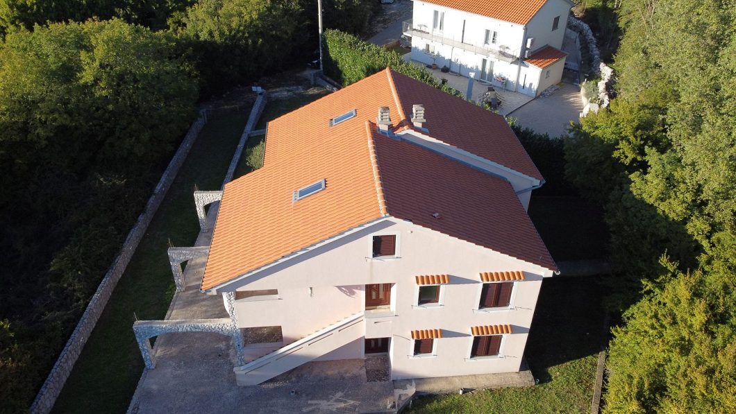 komerční prostor – Dům se 4 apartmány + podkroví, Dobrinj, Chorvatsko – foto 3