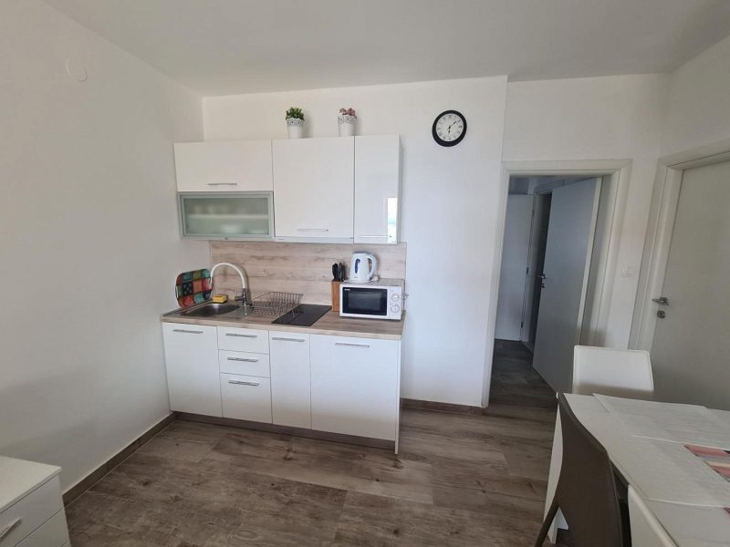 komerční prostor – Samostatně stojící dům se 4 apartmány 120 m od moře, Dramalj, Chorvatsko – foto 23