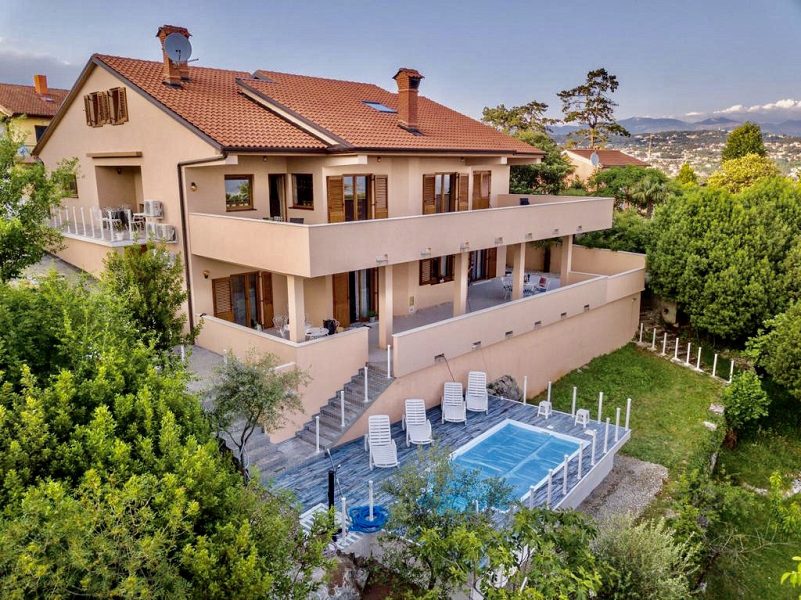 komerční prostor – Villa s pěti apartmány a bazénem, Bregi, Chorvatsko – foto 4