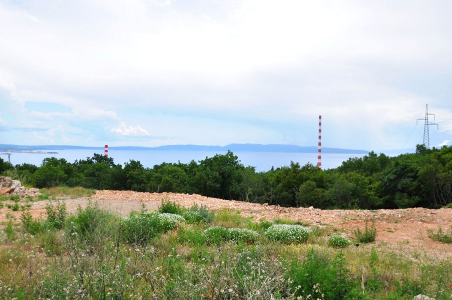 pozemek – Stavební pozemek s panoramatickým výhledem a návrhem vily 300 m² s bazénem, Kostrena, Chorvatsko – foto 3