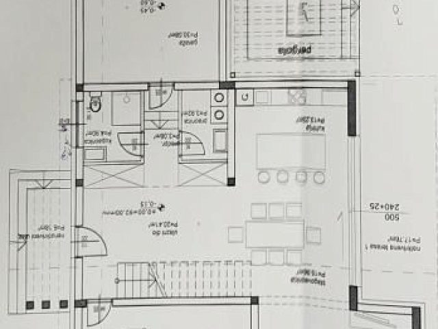 Půdorysy 1 – dům Novostavba s bazénem v srdci Debeljaku