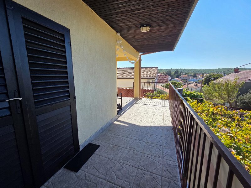 dům – Samostatně stojící dům se 2 bytovými jednotkami, Gornji Karin, Chorvatsko – foto 19