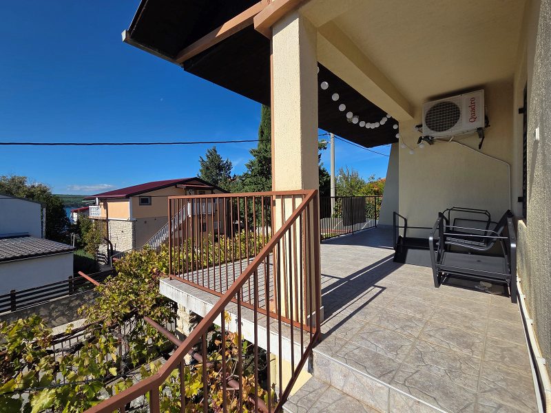 dům – Samostatně stojící dům se 2 bytovými jednotkami, Gornji Karin, Chorvatsko – foto 25