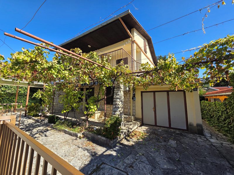 dům – Samostatně stojící dům se 2 bytovými jednotkami, Gornji Karin, Chorvatsko – foto 2