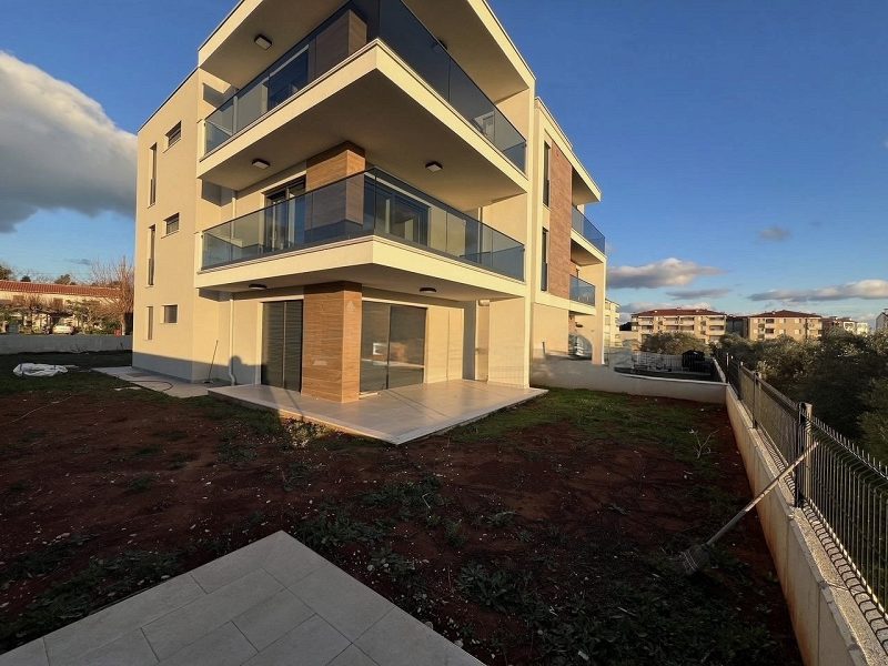 apartmán – Prostorný přízemní apartmán  – Zambratija, Umag, , Chorvatsko – foto 1